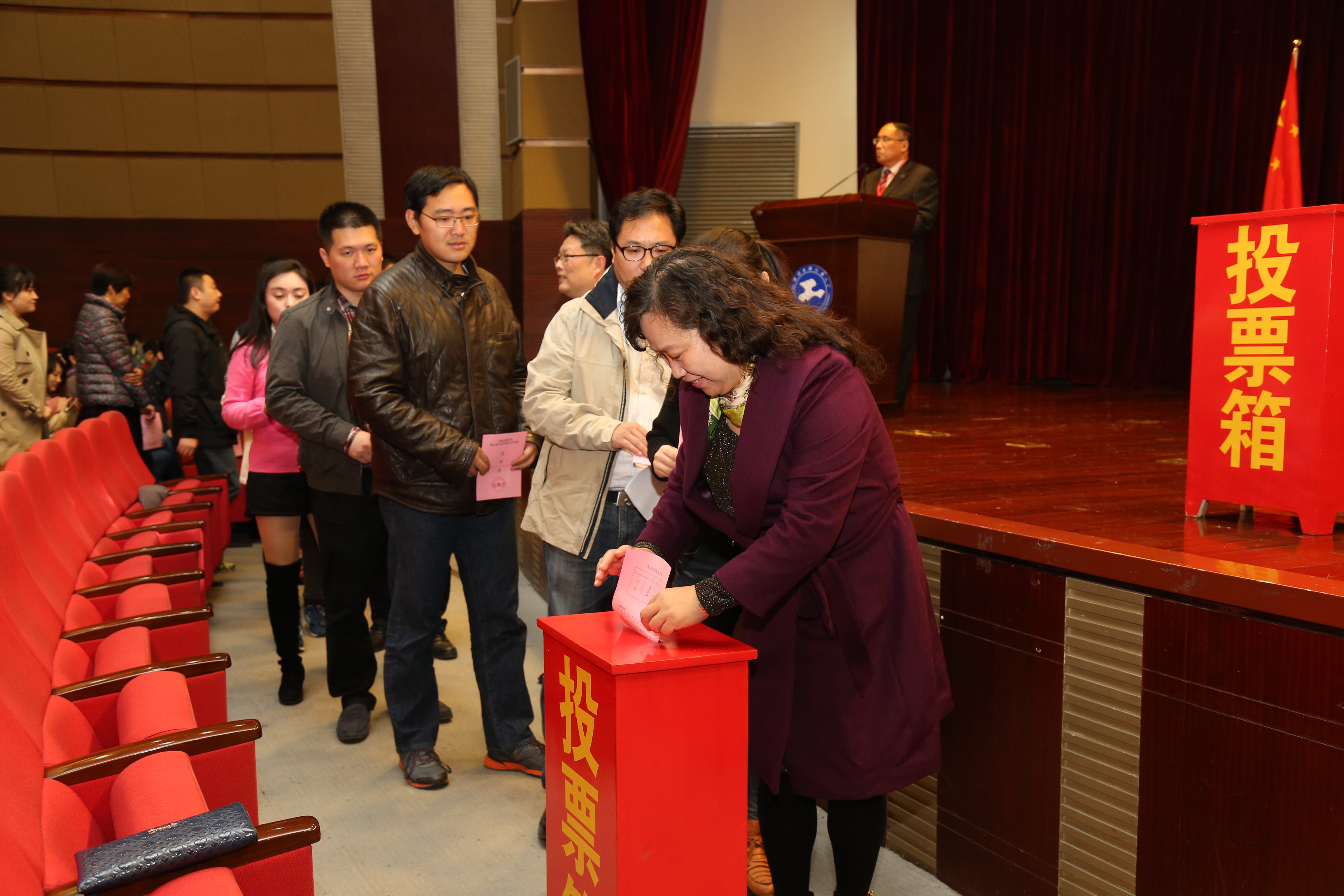 我校区人大代表选举工作圆满完成
